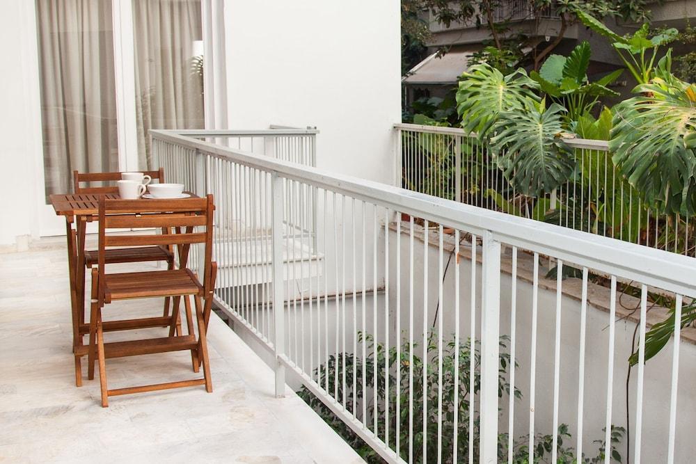 Luxurious Apartment In Athens Downtown Eksteriør bilde